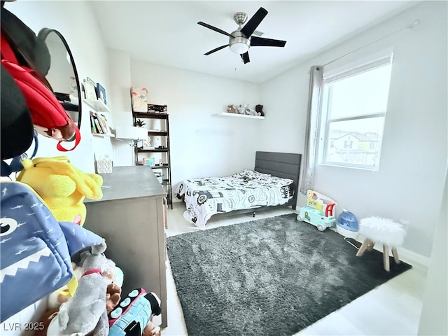 bedroom featuring ceiling fan