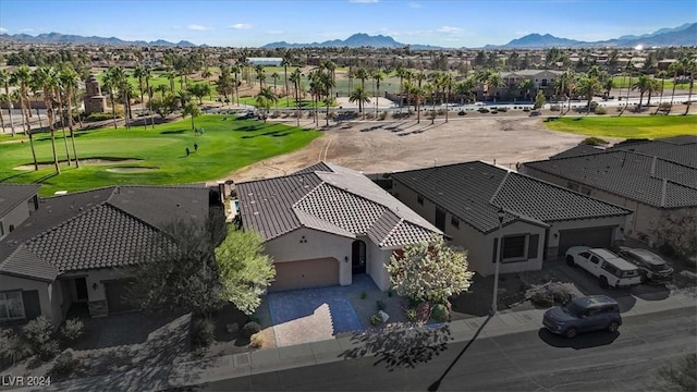 bird's eye view with a mountain view