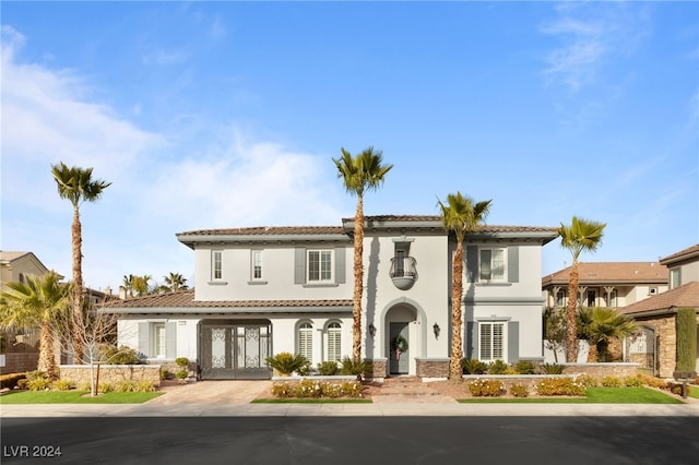 view of mediterranean / spanish-style home