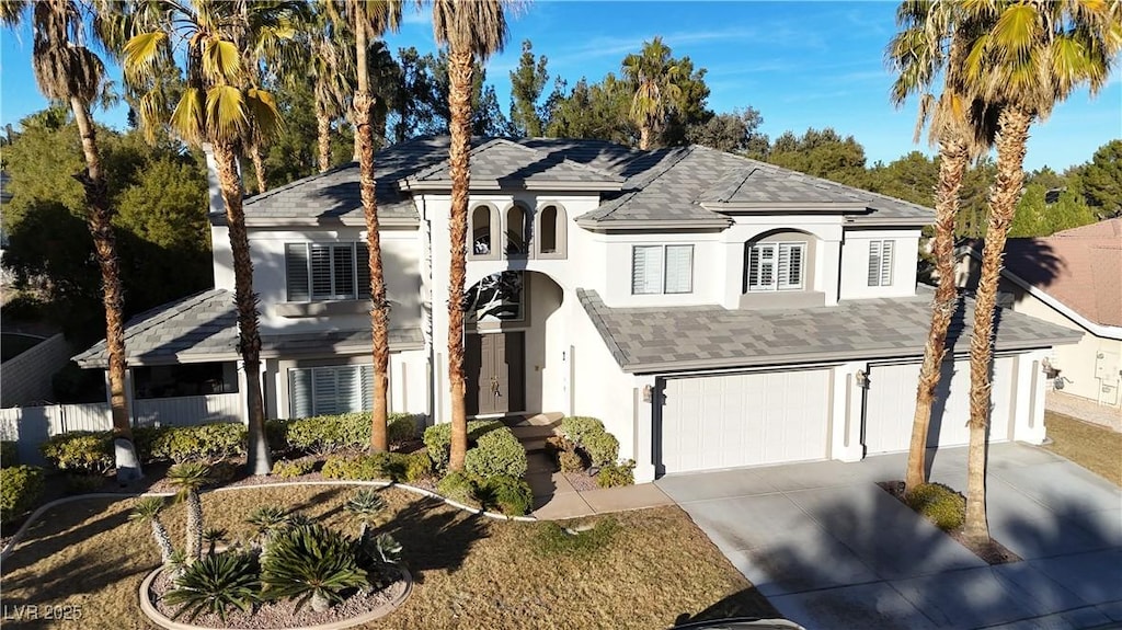 view of front of property featuring a garage