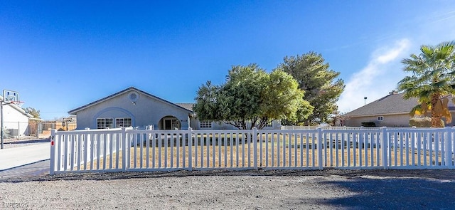 view of front of property