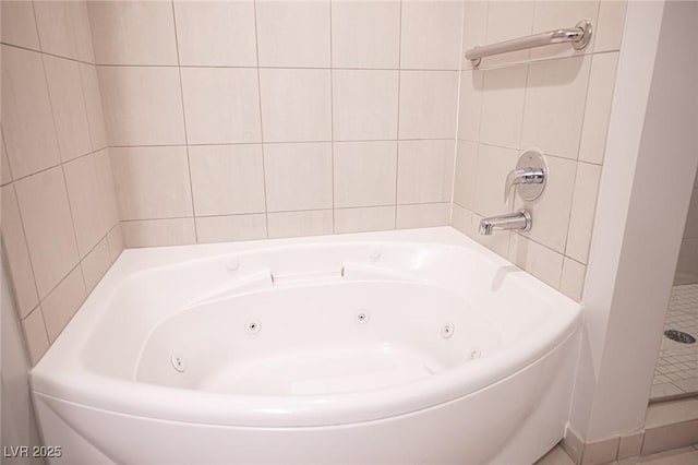 bathroom featuring a bathing tub