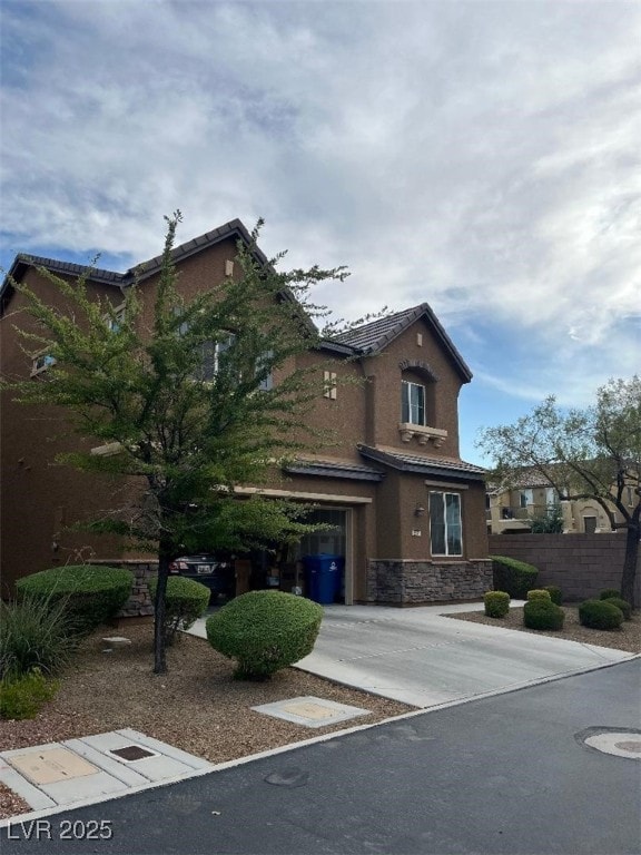 view of front of property