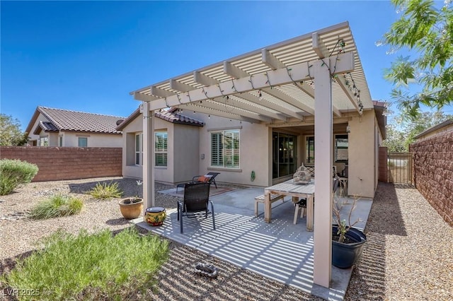 view of patio featuring a pergola