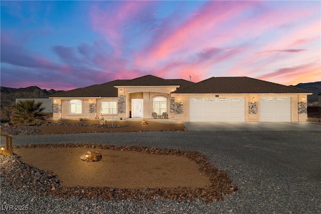 view of front of house featuring a garage