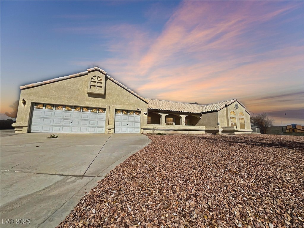 view of front of house with a garage