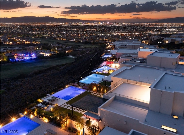 view of aerial view at dusk