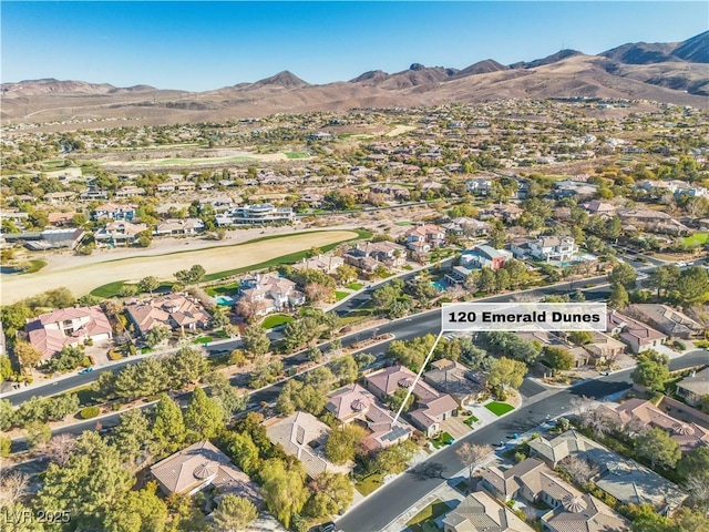 bird's eye view with a mountain view