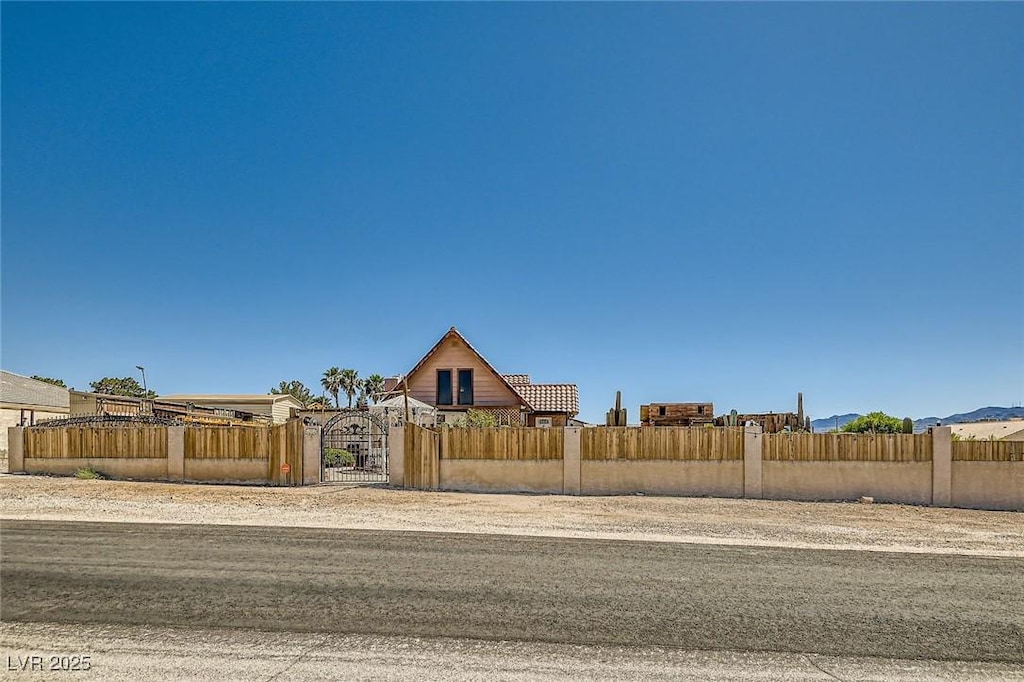 919 Havre Ave, Henderson, NV 89015 - photo 1