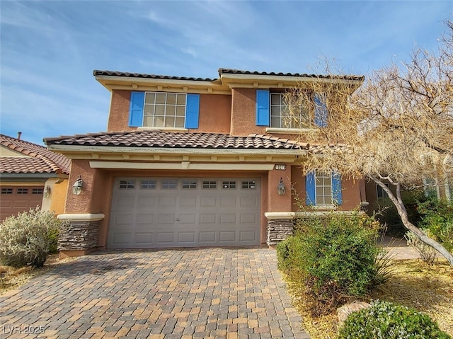 view of front of property featuring a garage