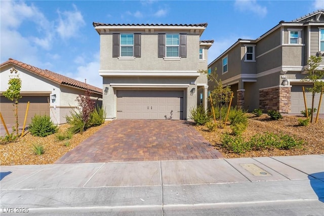 view of front facade featuring a garage