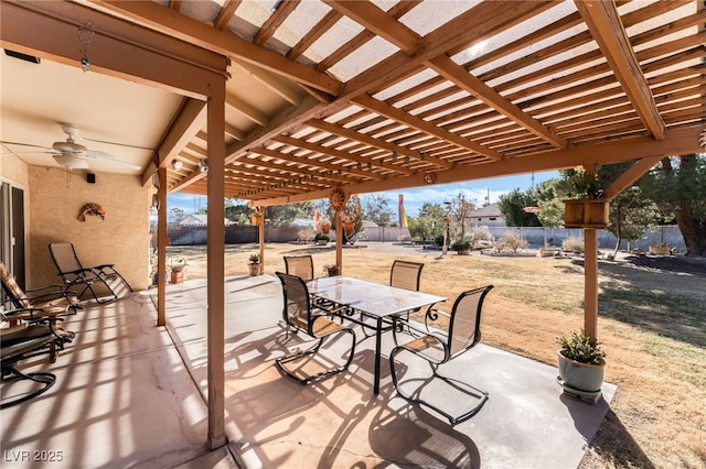 view of patio featuring a pergola and ceiling fan