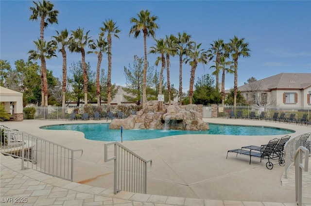 1701 King James St Unit 101, Las Vegas, NV 89144 - community pool featuring a patio