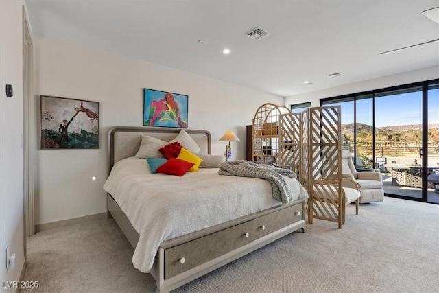 bedroom featuring light carpet, visible vents, baseboards, access to outside, and recessed lighting