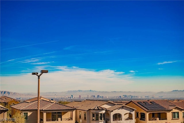 city view featuring a mountain view