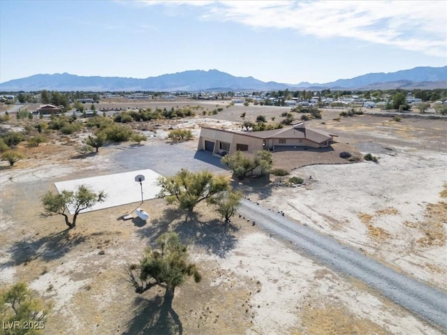 bird's eye view with a mountain view