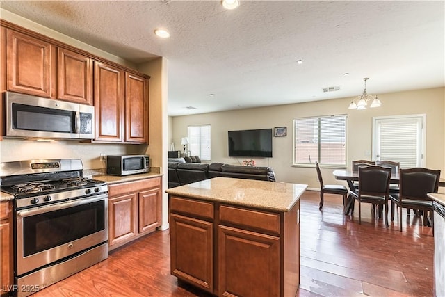 658 Forest Peak St, Henderson, NV 89011 - photo 9