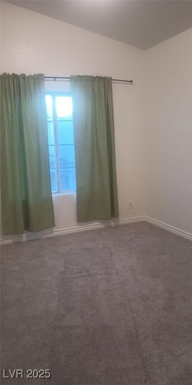 empty room with carpet