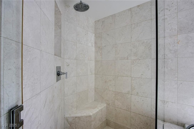 details featuring tiled shower