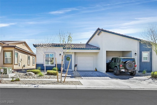 view of front facade with a garage