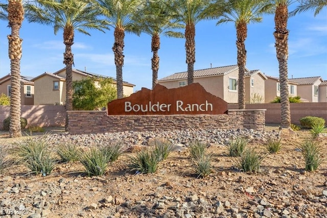 view of community / neighborhood sign