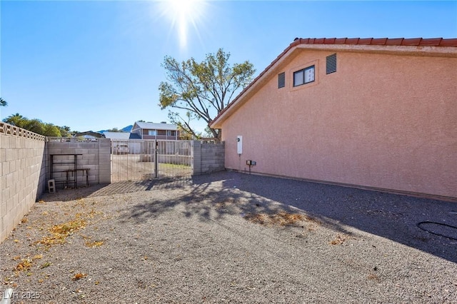 view of property exterior