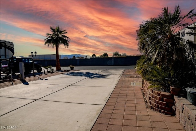 Listing photo 2 for 825 Robin Way, Boulder City NV 89005