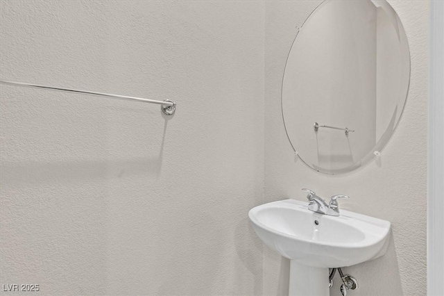 bathroom with sink