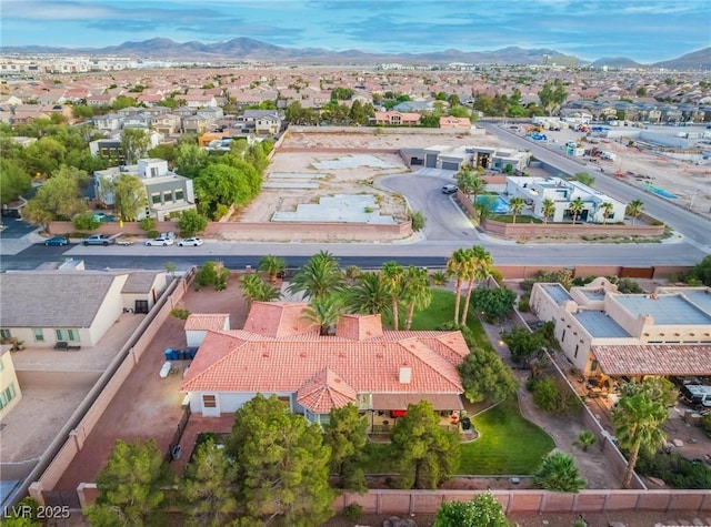 bird's eye view featuring a mountain view