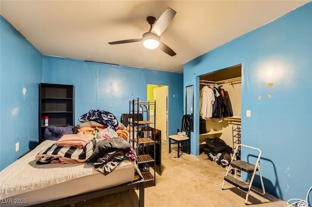 bedroom featuring a closet and ceiling fan