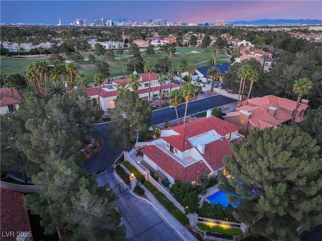 view of aerial view at dusk