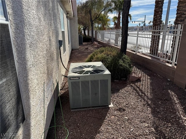 view of yard featuring central AC unit