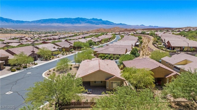 bird's eye view featuring a mountain view