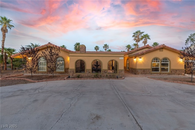 view of mediterranean / spanish-style home