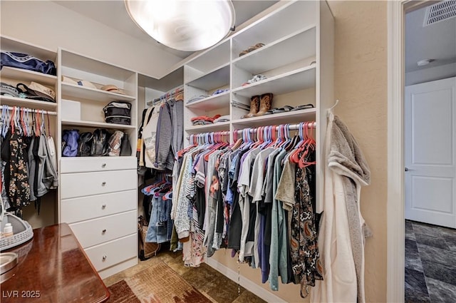 view of spacious closet