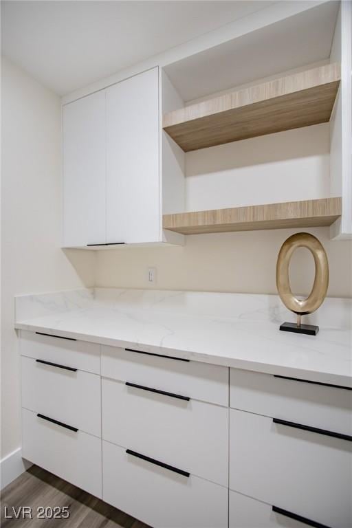 room details featuring hardwood / wood-style flooring