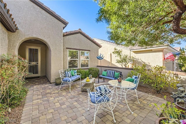 view of patio featuring an outdoor hangout area