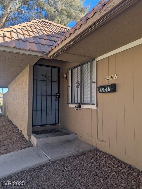 view of property entrance