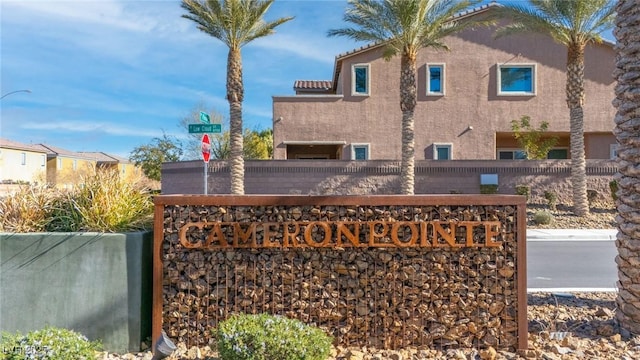 view of community / neighborhood sign