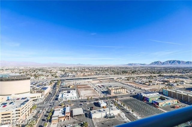 bird's eye view featuring a mountain view