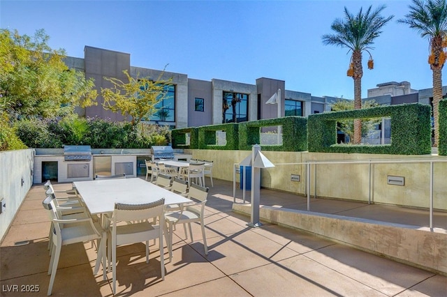 view of patio / terrace featuring an outdoor kitchen and grilling area