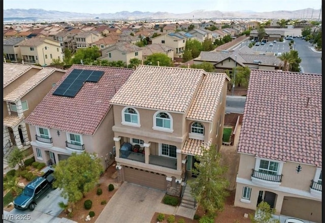 bird's eye view featuring a mountain view