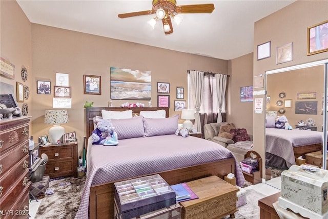 bedroom featuring ceiling fan