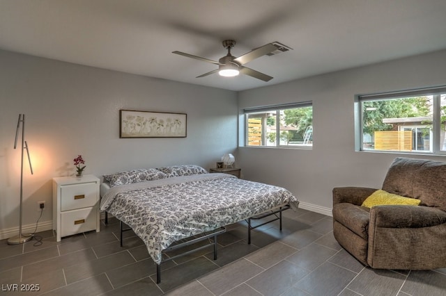 bedroom with ceiling fan