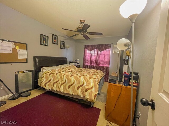 bedroom featuring ceiling fan