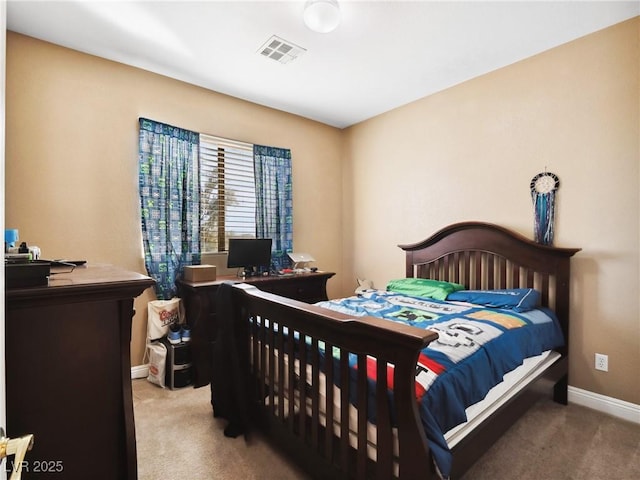 bedroom featuring carpet floors