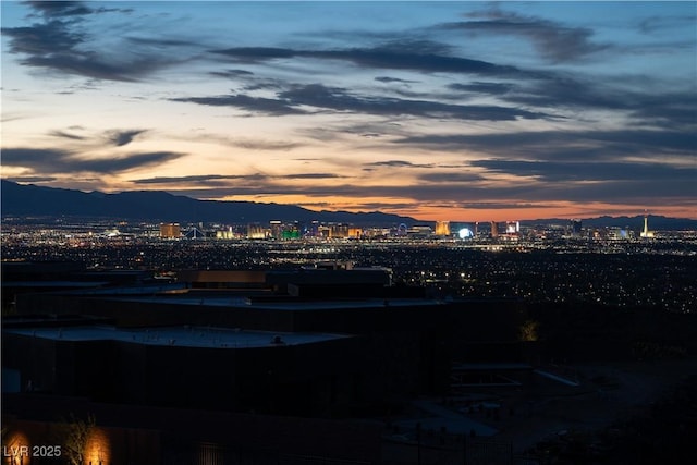 city view featuring a mountain view