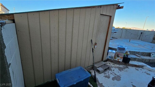 view of outbuilding