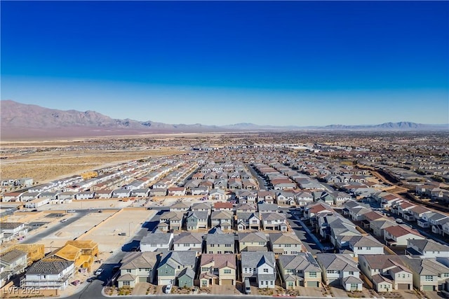 bird's eye view featuring a mountain view