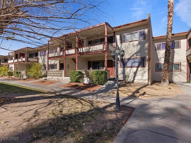 exterior space featuring a balcony